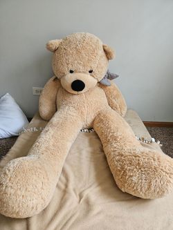 Giant 5ft teddy