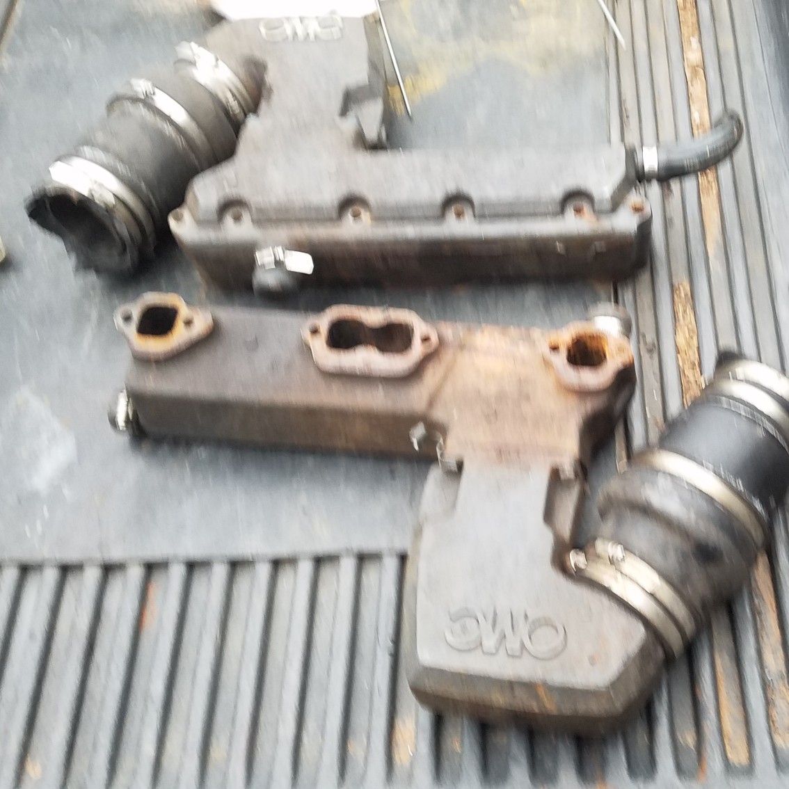 Small block chevy OMC exhaust manifolds