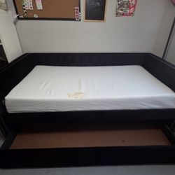 Black Twin Trundle Day Bed