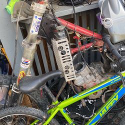 Dirt bike Frame And Motor 
