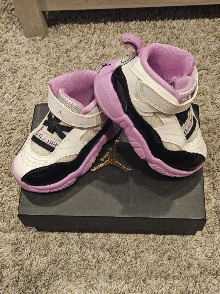 Jordan Jumpman Two Trey