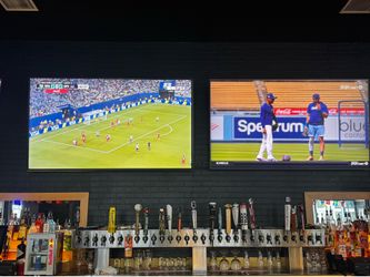 Samsung 4K 85 inch TV , remote / mount included.
