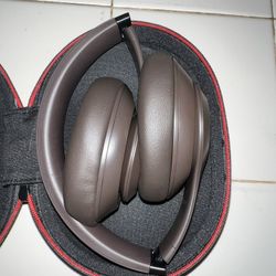 Beats Studio Pro Heaphones