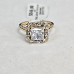 14kt Gold CZ Stone Ring 