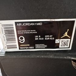 Jordan 1 Mid Red/black-white