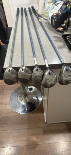 Golf clubs