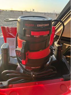 Craftsman Router with bits