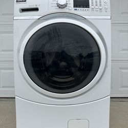 Large GE Capacity Clothes Washer 