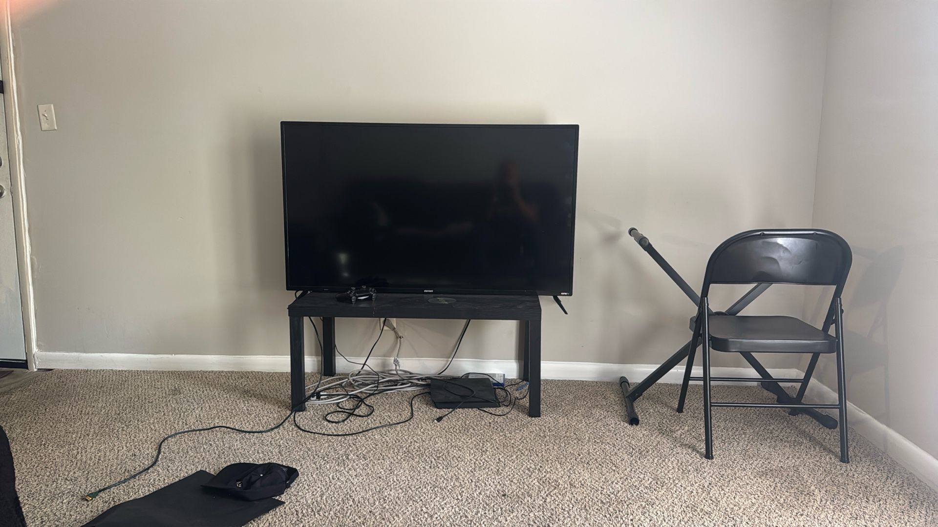 Element Xumo smart TV 50in