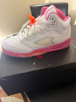 Kicks