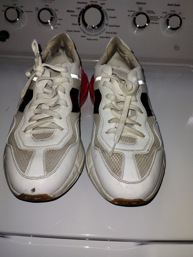 Men's Gucci Sneakers Size 11
