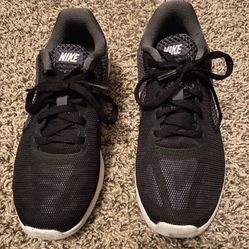 Nike Shoe Size 6.5 Great Condition 