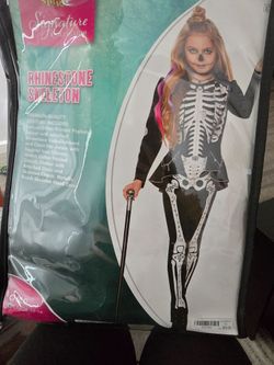 Costume