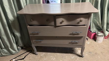 Vintage Painted Wood Dresser with Drawers