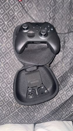 Xbox Elite Series 2 Wireless Controller – Complete – Xbox Series X|S / Xbox One / PC