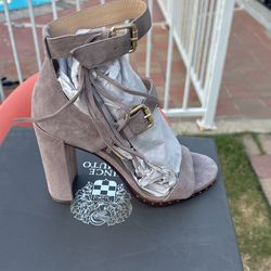 Vince Camuto sandal