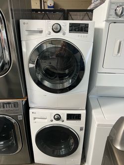 Set lavadora y secadora LG electrica 24inch
