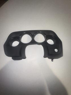 Cluster Trim Dodge Challenger 