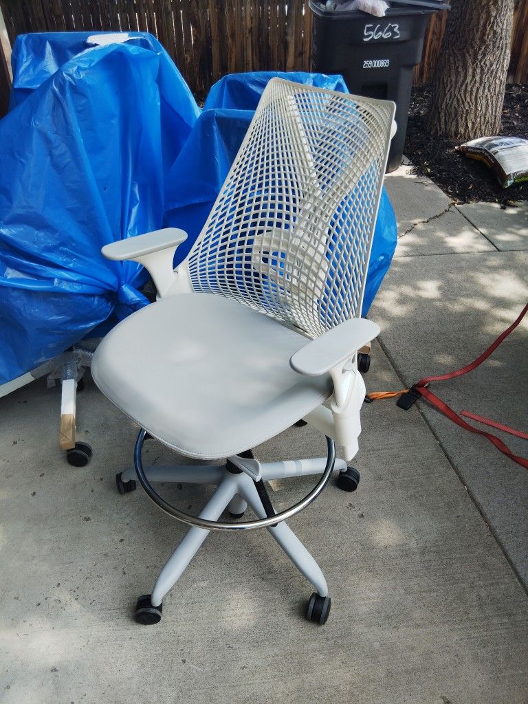 Herman Miller Sayl Stool 