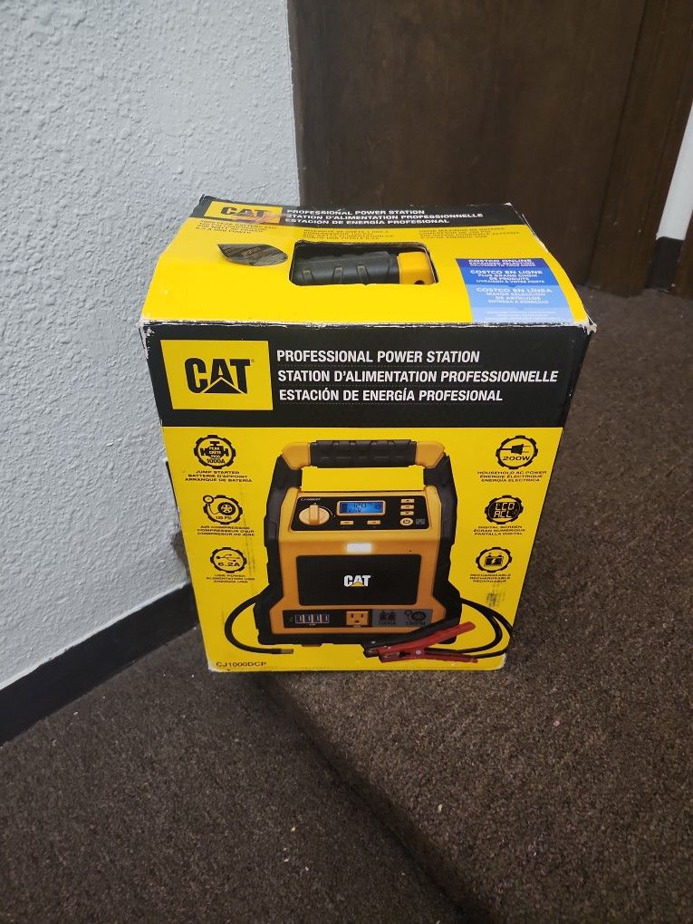 Power Station With Car Battery Jumper And Air Compressor