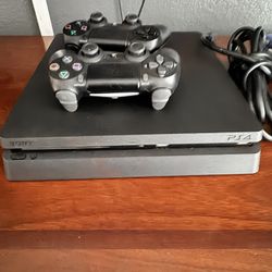 PS4