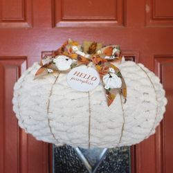 Yarn Pumpkin Wreath