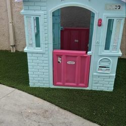 Play House 