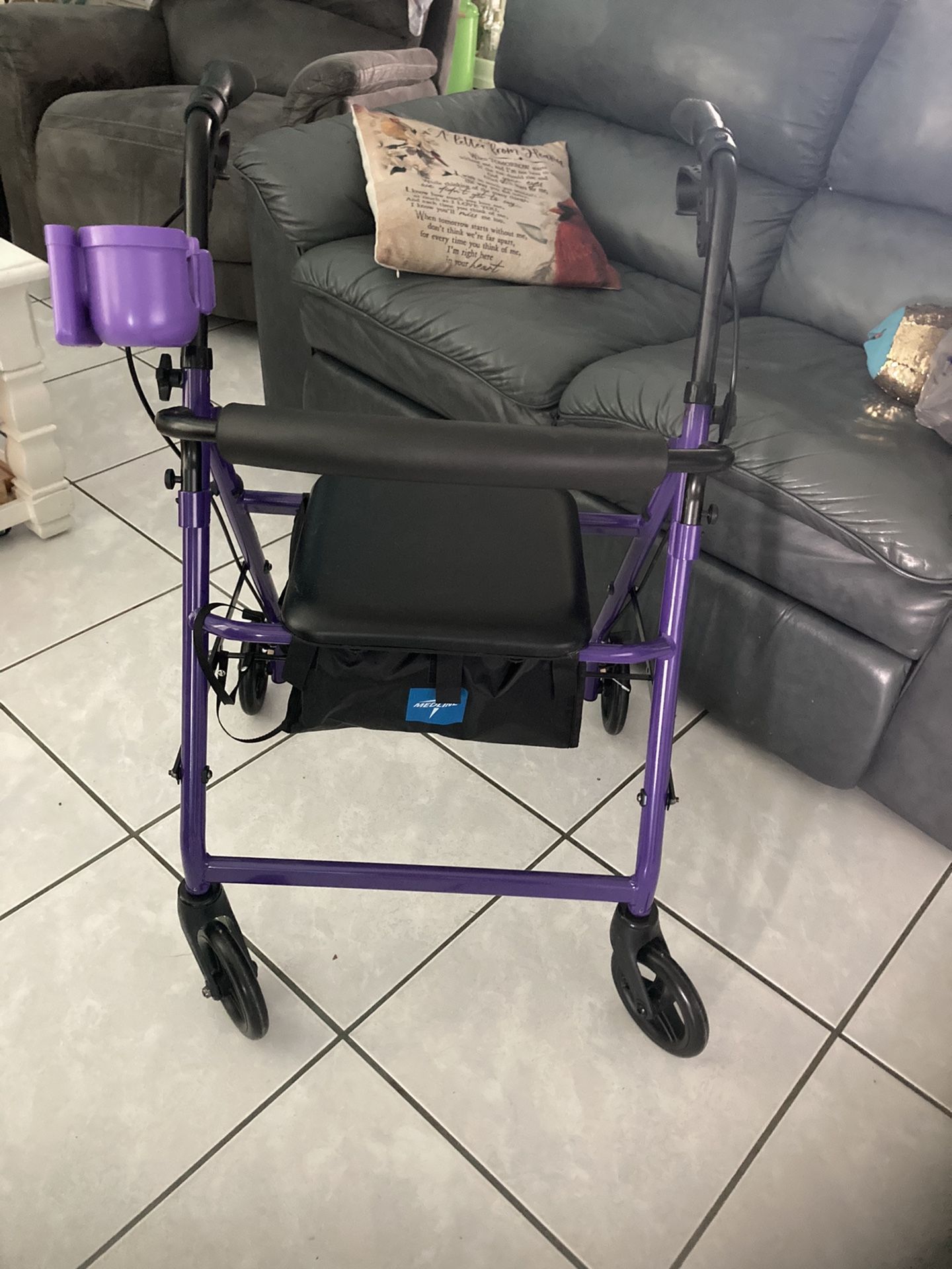 Guardian Walker With Cup/Phone Holder