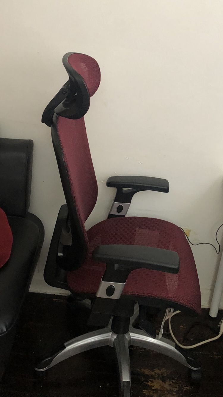 Staples office chair