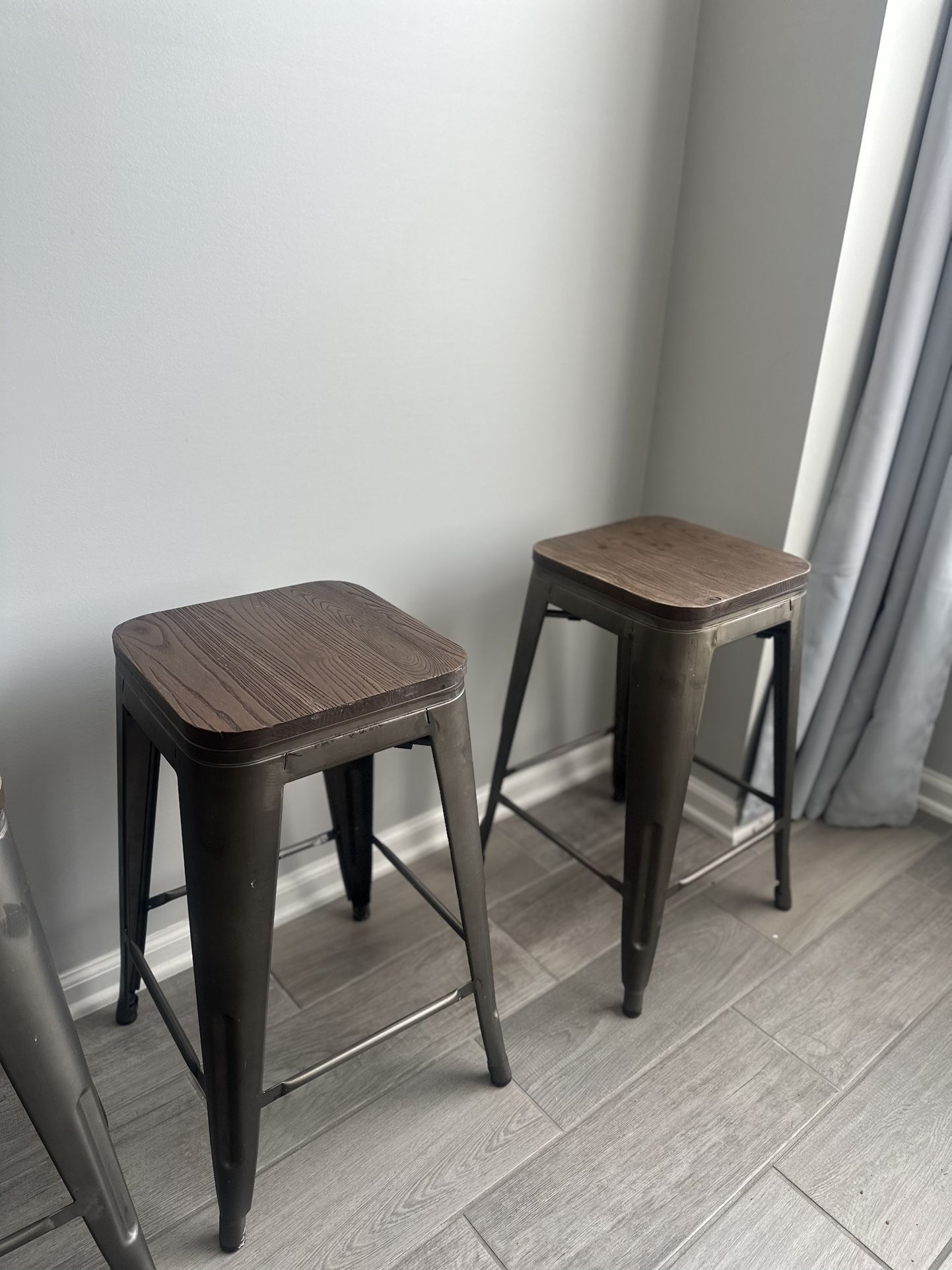 Bar stools (set of four)