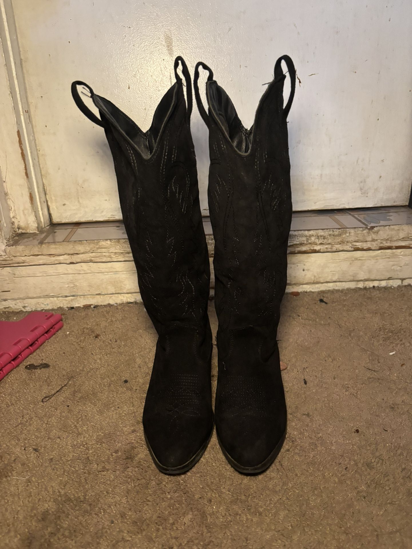 Black boots