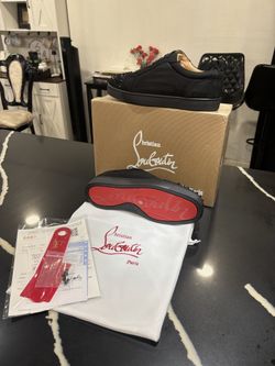 Christian Louboutin - RED BOTTOMS