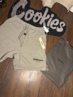 Grey essential shorts