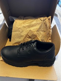 Work shoes