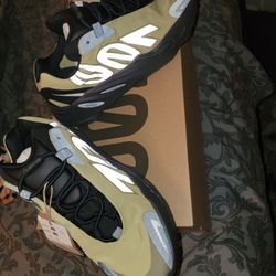 Selling My Adidas Yeezy Boost 700 Resin Brand New Size 9.5 
