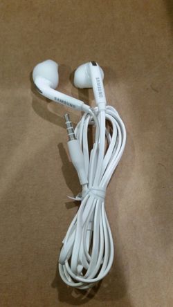 Samsung headphones 3.5mm.