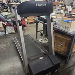 Landice L8 Treadmill