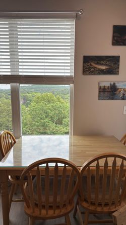 Dining room Table with chairs