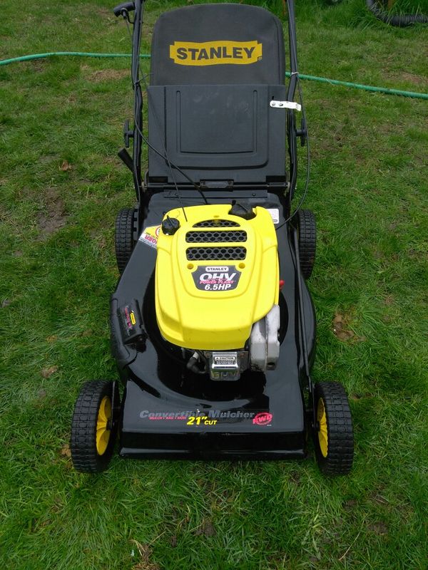 Stanley 3 in 1 selfpropelled mower. for Sale in WA OfferUp