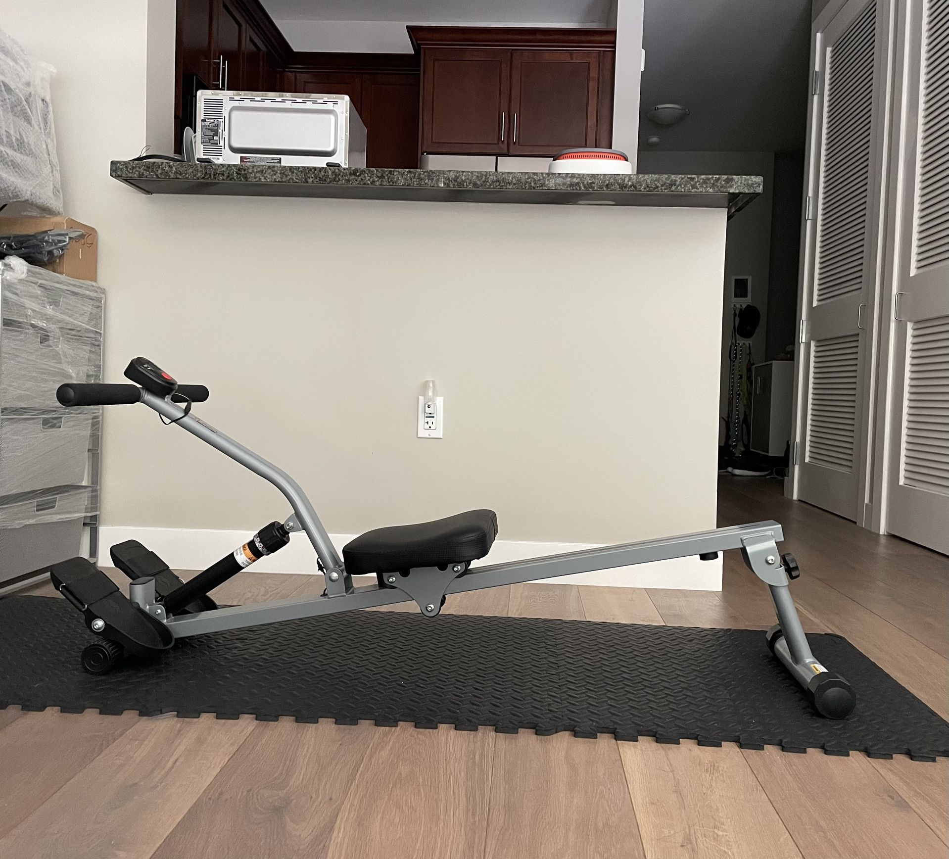 Exercise Rowing Machine