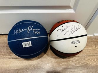 AUTOGRAPHED BASKETBALLS