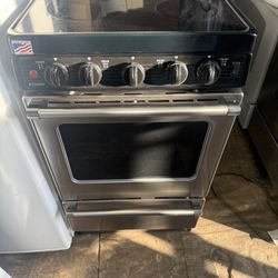 Premier Stove 20”220 Electric .