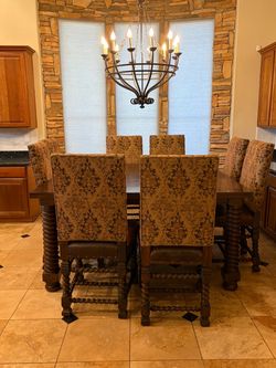 Kitchen or Dining Room Table and Chairs