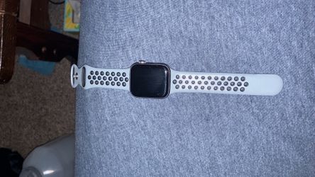 Apple Watch 5 series