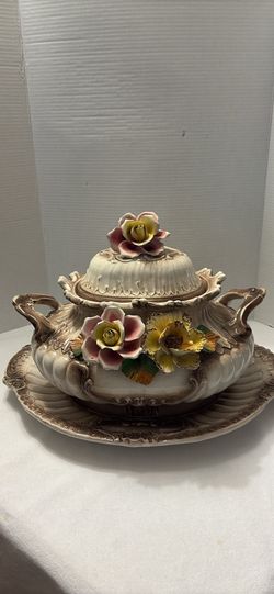 Large Capodimonte