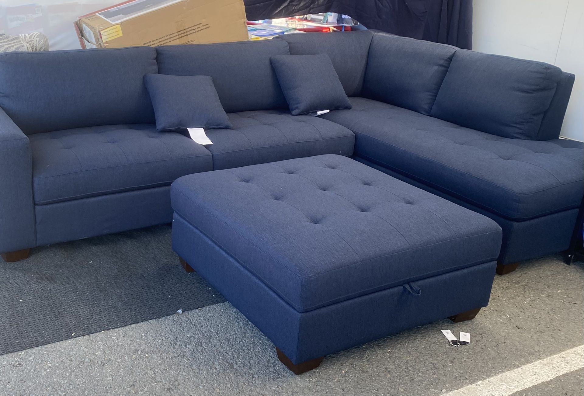 Thomasville Miles Fabric Sectional From Costco for Sale in Santee, CA