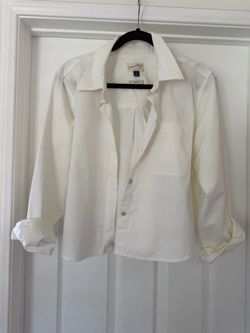 Universal Thread White Button-Up Shirt