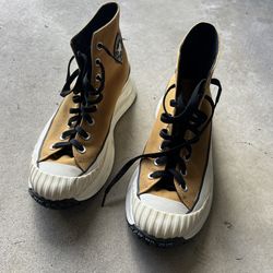 Converse canvas shoes