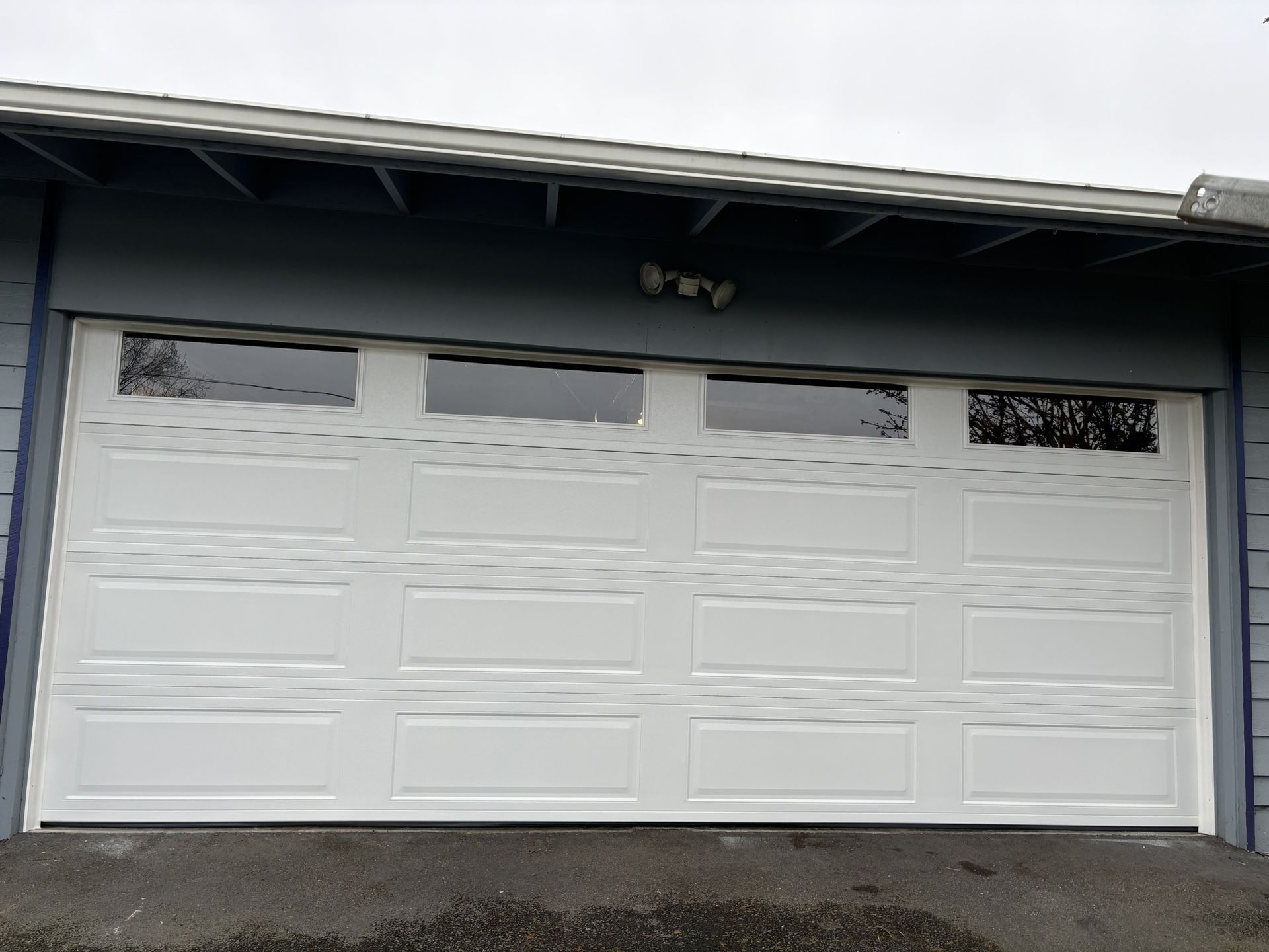 16’x7’ Garage Door