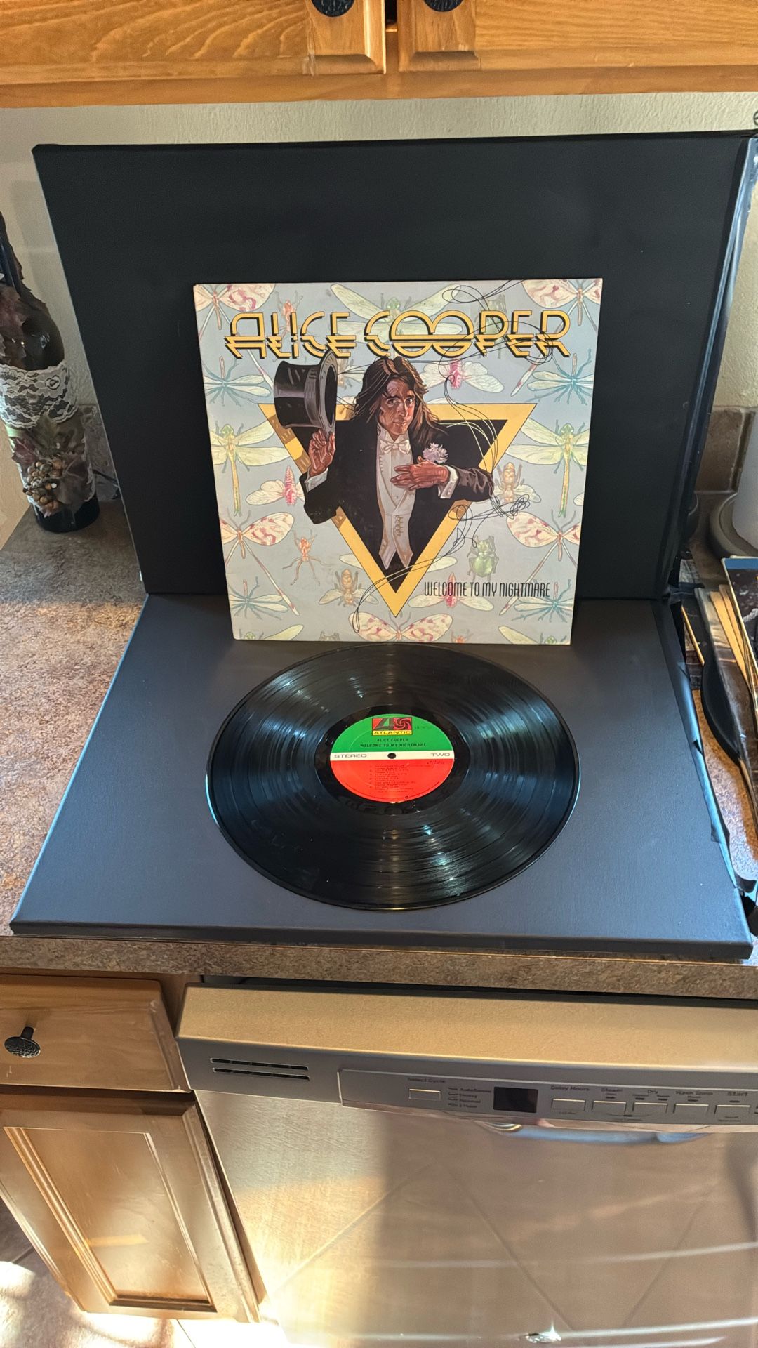1975 Atlantic Recording Alice Cooper LP “Welcome To My Nightmare “ In Good Condition